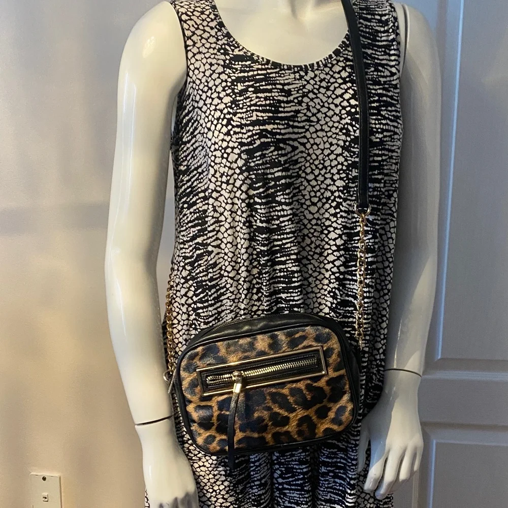 Animal Print Crossbody Bag - Picture 7 of 12